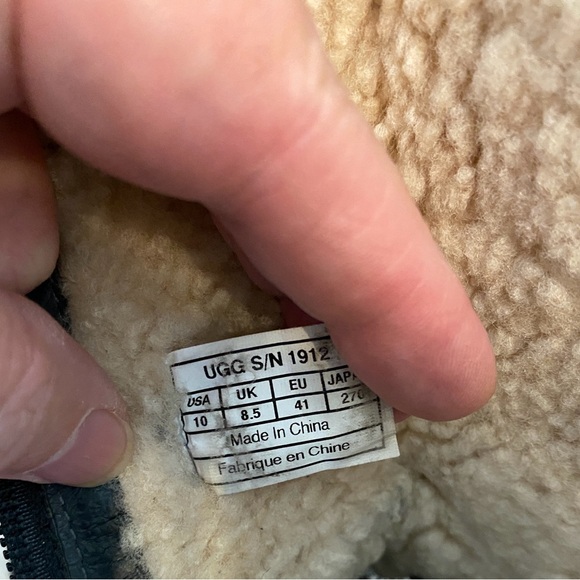 UGGS Side Zipper Suede Boots, Shearling Lining, N 1912, Black, Women's Size 10 - Picture 9 of 15